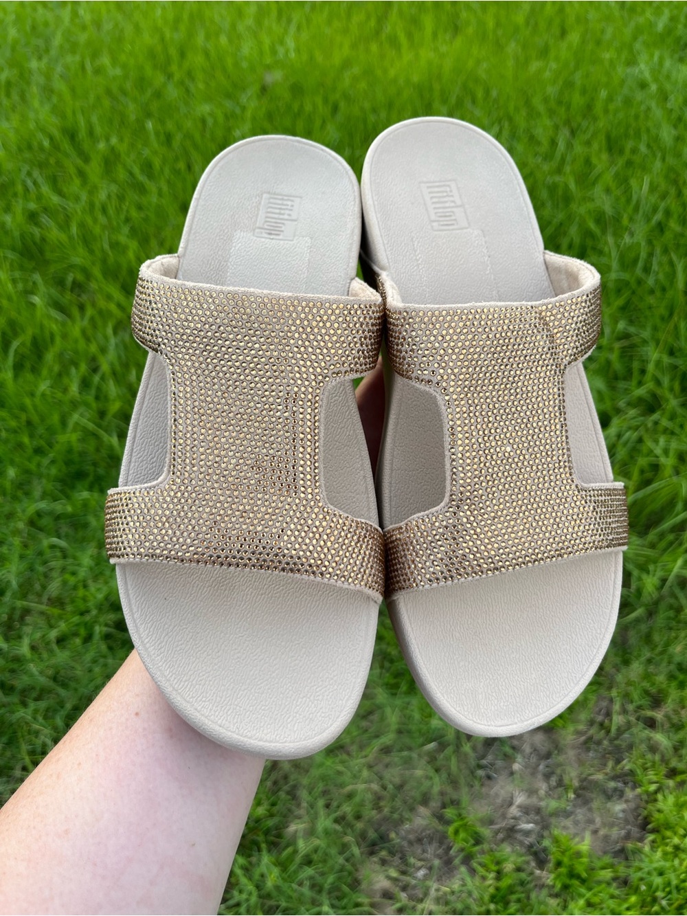 NWOT Fitflop Marli Women's Slide Sandals in Gold Tone with Sparkle Upper Size 10